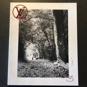 Louis Vuitton The Book Issue #3
09 - 2015 / 03 - 2016 Fall Winter